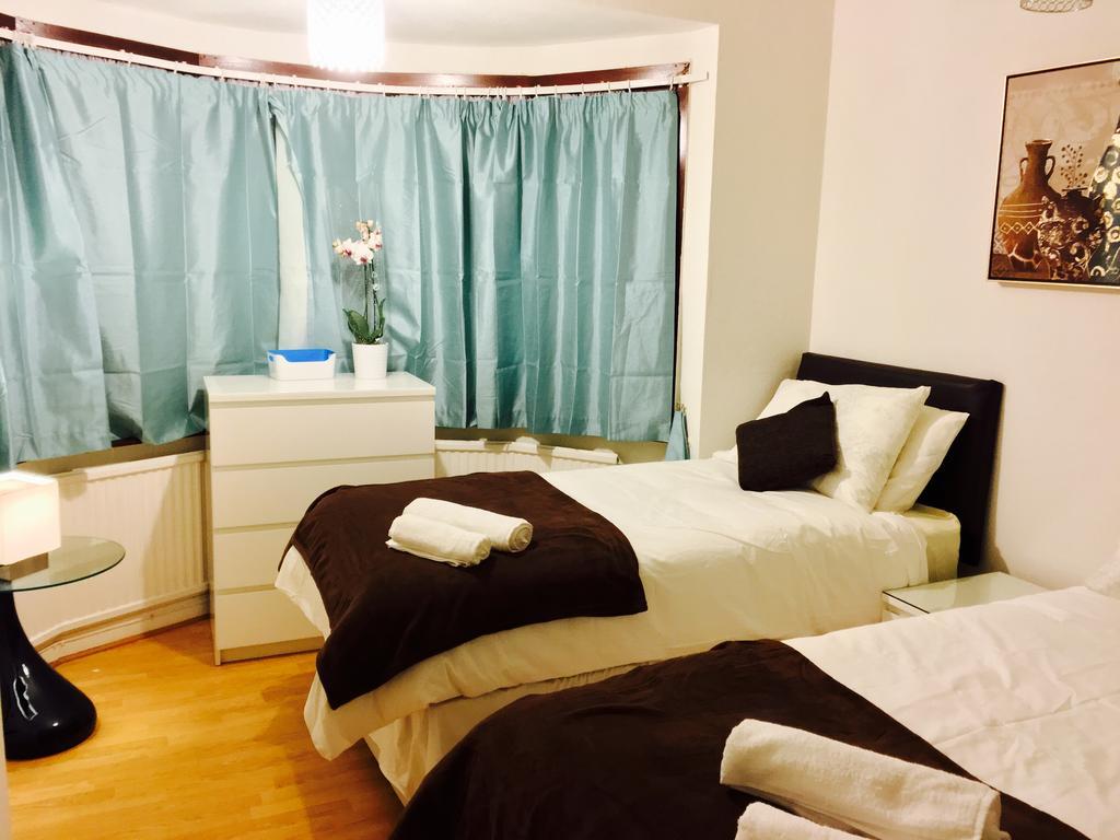 لندن Gable Lodge المظهر الخارجي الصورة